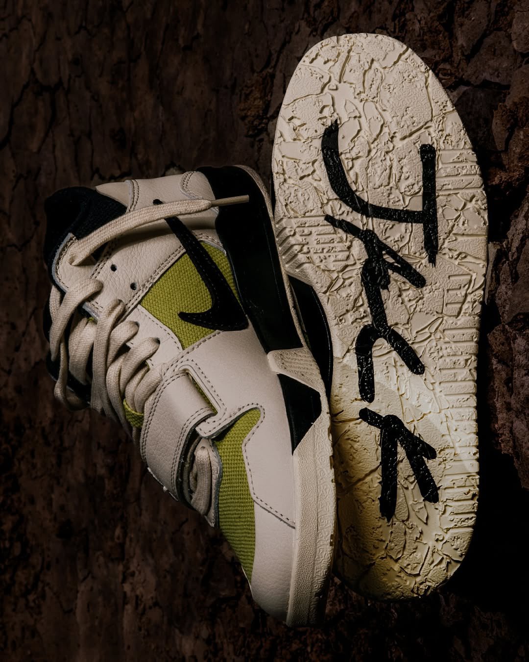 Travis Scott × NIKE の JORDAN JUMPMAN JACK TR “Bright Cactus” が発売