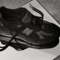 Dover Street Market × New Balance の 991v2 “Triple Black” が発売