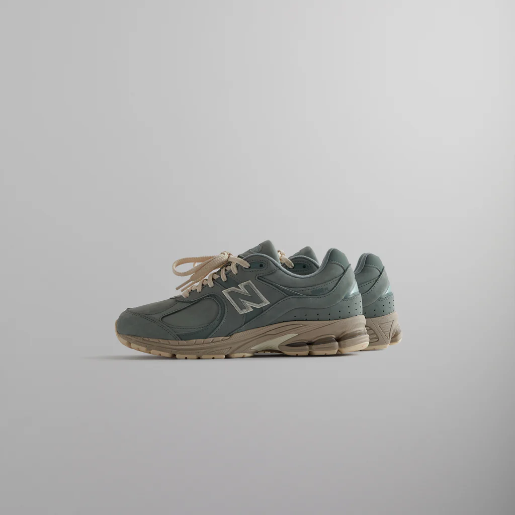 KITH x New Balance 2002R “Pistachio” が発売