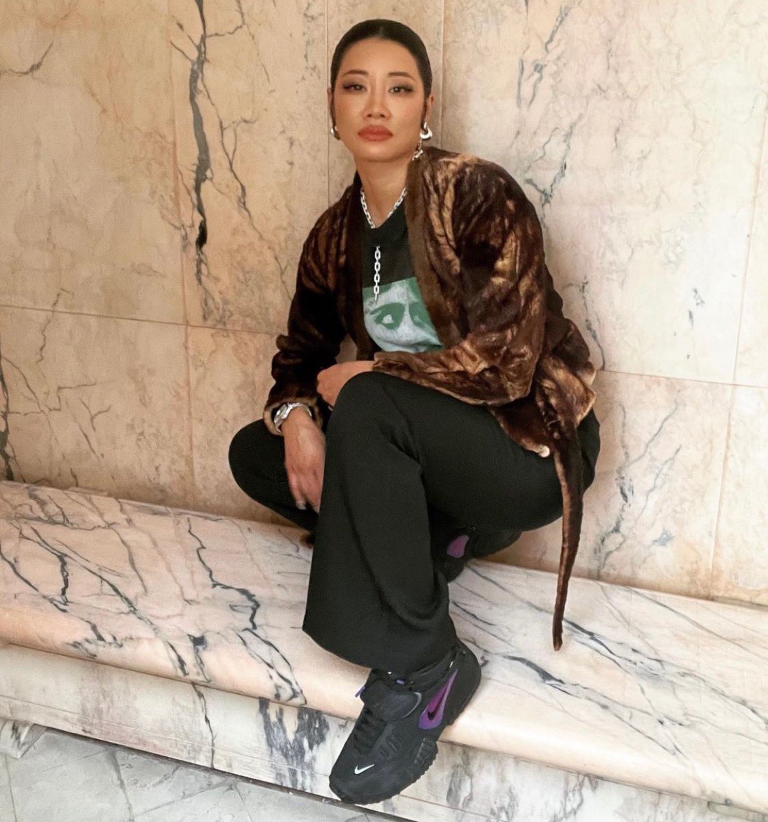 AMBUSH® × NIKE の AIR ADJUST FORCE “Black/Psychic Purple” が発売