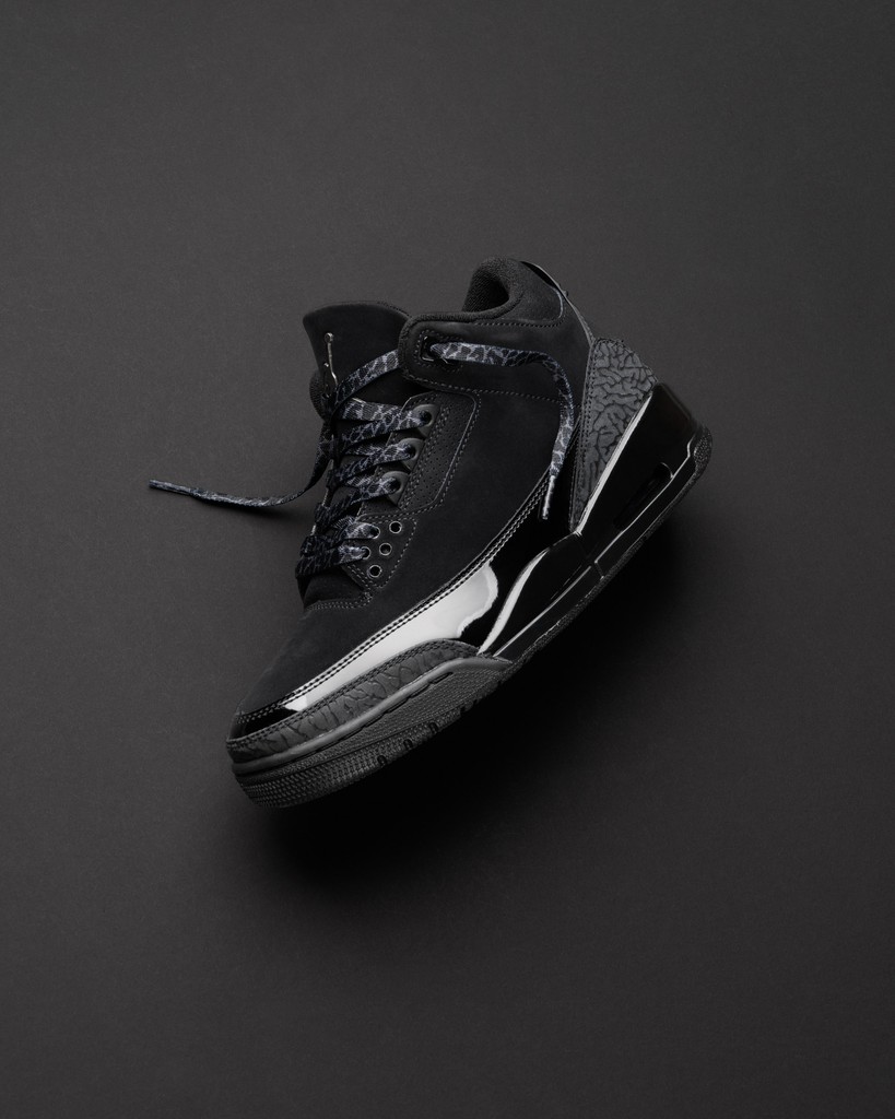 NIKE AIR JORDAN 3 RETRO “Black Cat” が発売