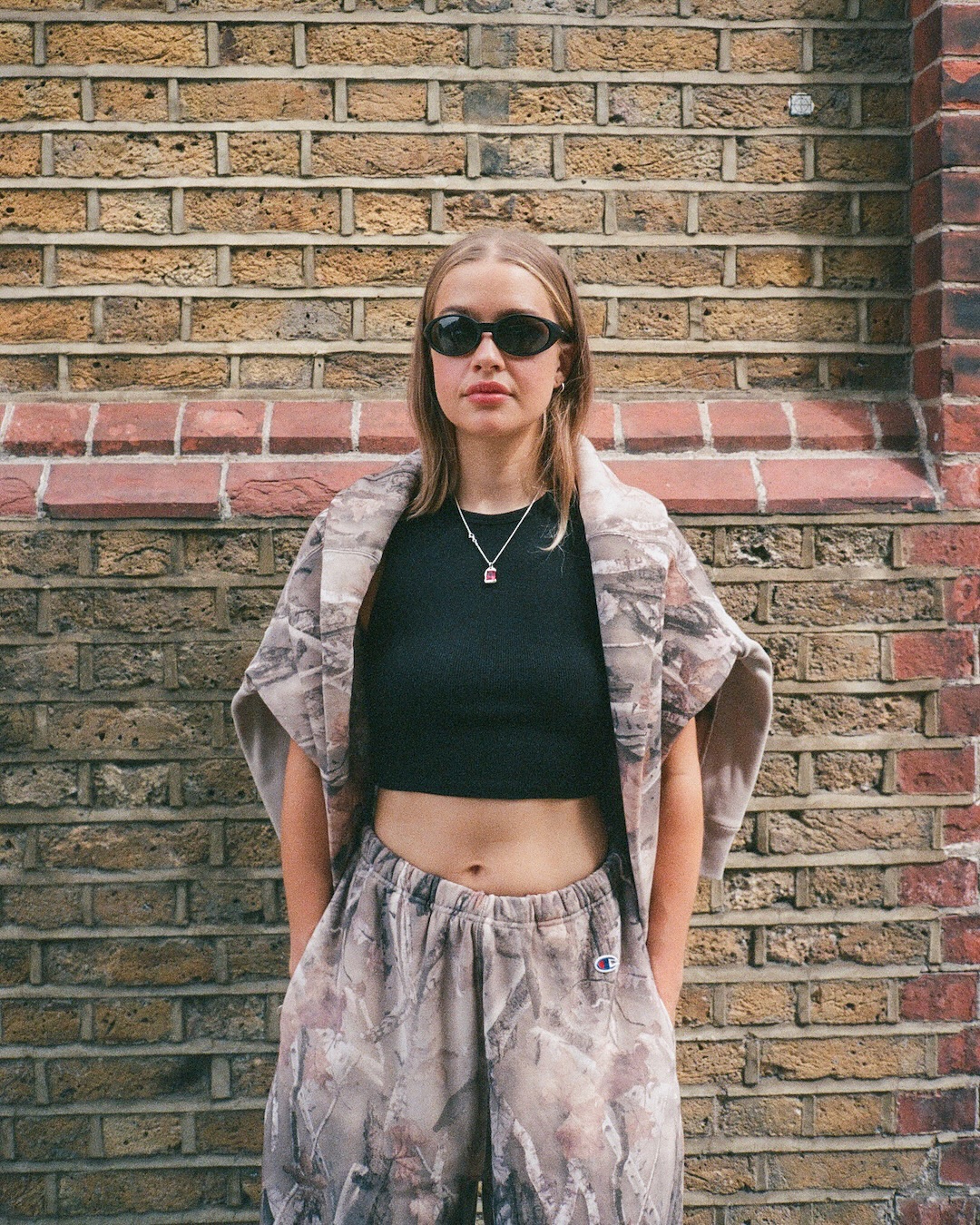 BEAMS × Champion の REVERSE WEAVE® Sweat Set Up が10月18日(土)発売