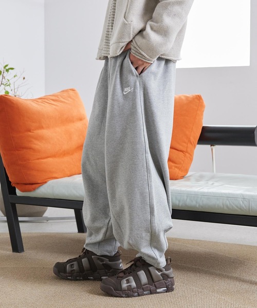 NIKE Club Fleece Oversized French Terry Pants の期間限定40%OFF セールが開催