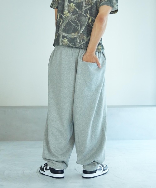 NIKE Club Fleece Oversized French Terry Pants の期間限定40%OFF セールが開催