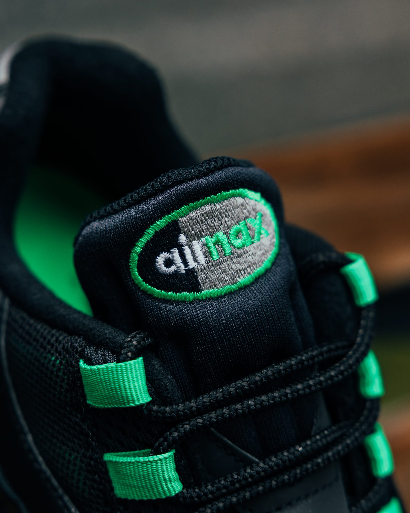 NIKE AIR MAX 95 BIG BUBBLE “Green Shock