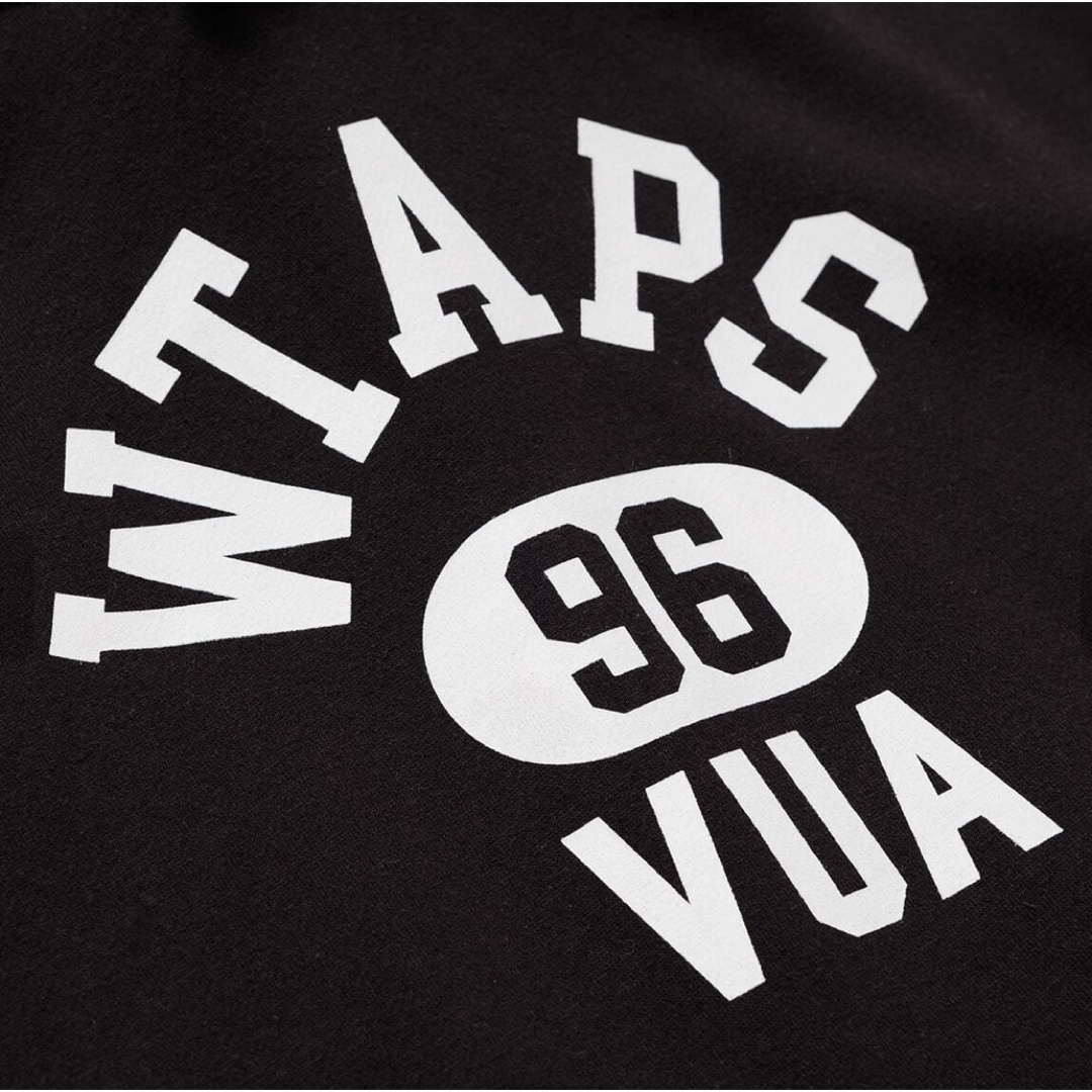 WTAPS x Champion の Academy Hooded “Black” が発売