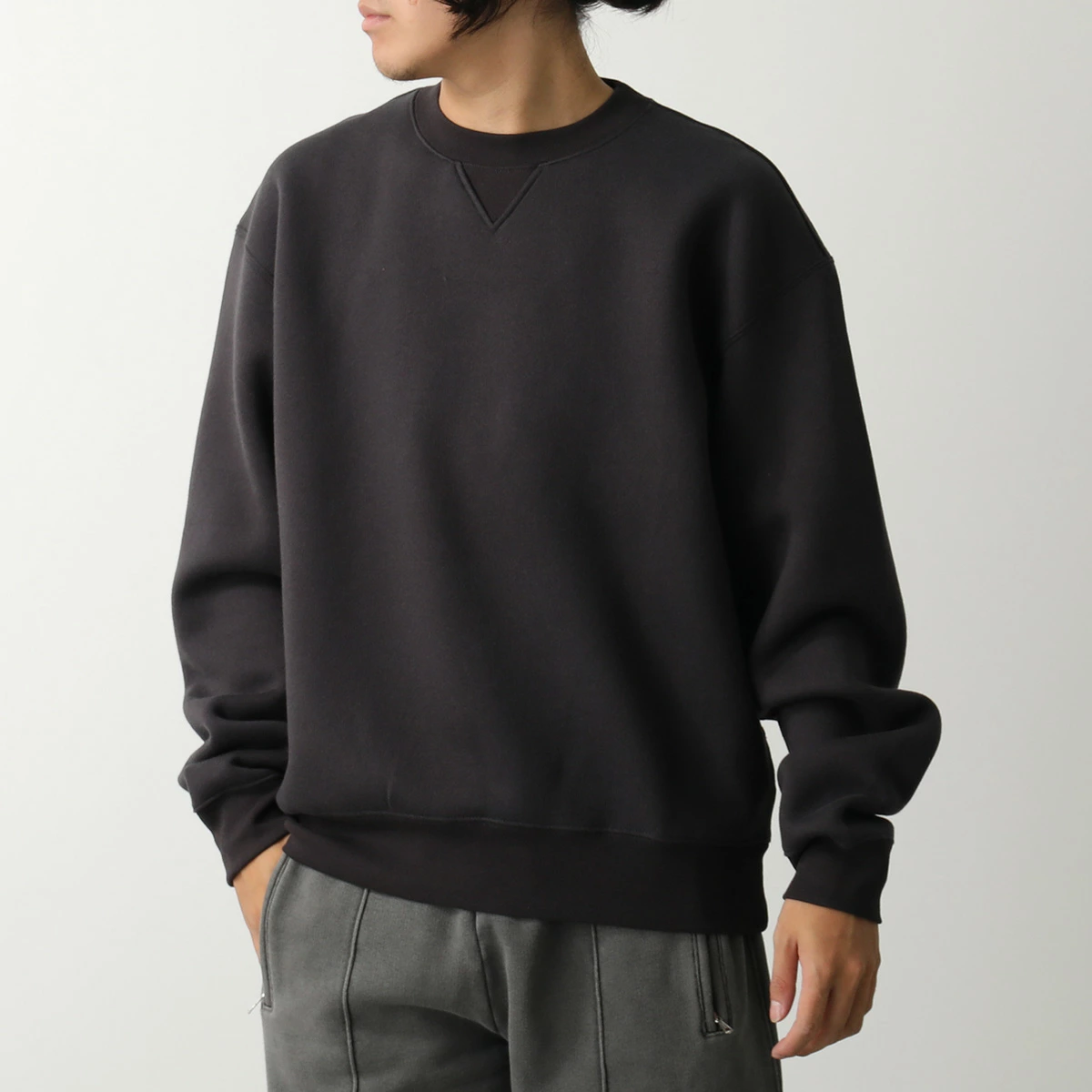 OUR LEGACY の Perfect Sweatshirt が特別価格で発売