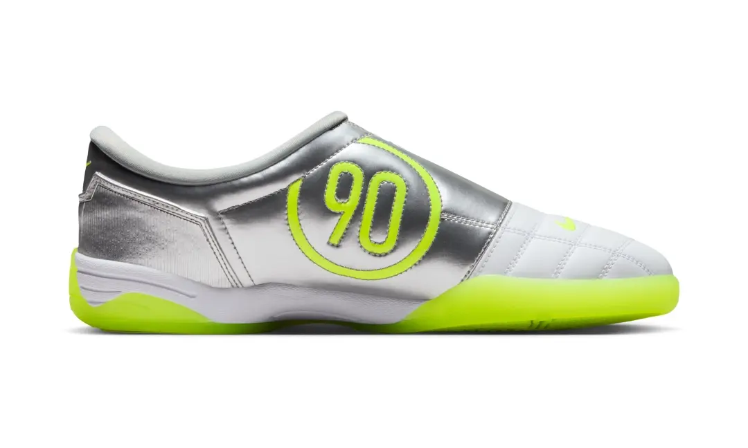 PALACE × NIKE TOTAL 90 "Volt" が2025年後半に発売予定