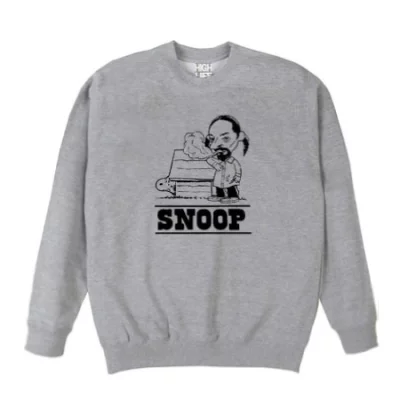 HIGHLIFE より Snoop Dogg & Snoopy Graphic Creneck が発売