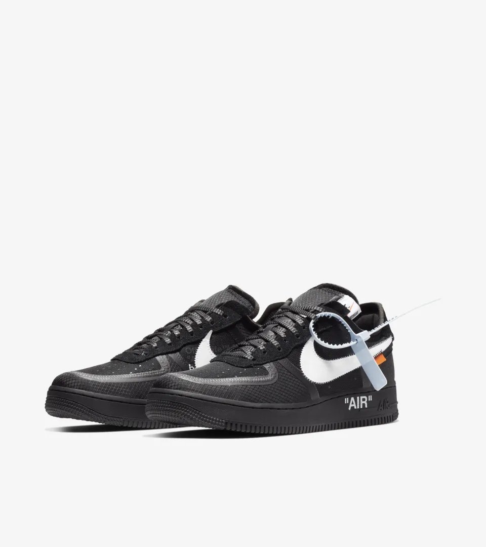 Off-White™ × NIKE の AIR FORCE 1 LOW “Black” が発売