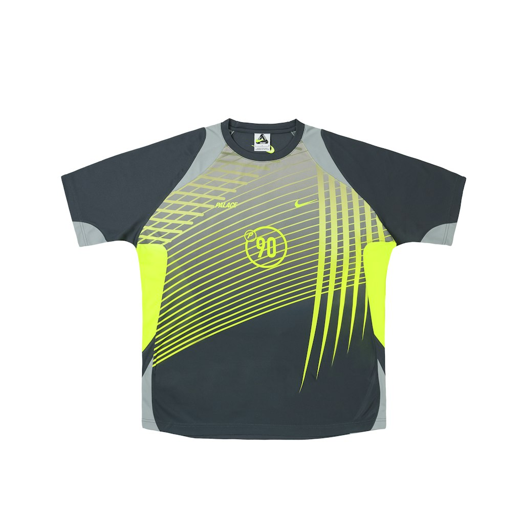 PALACE × NIKE の初コラボコレクションが11月1日(土)発売