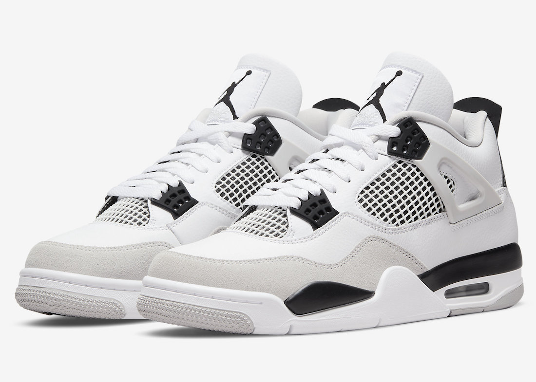 NIKE AIR JORDAN 4 RETRO “Military Black” が発売