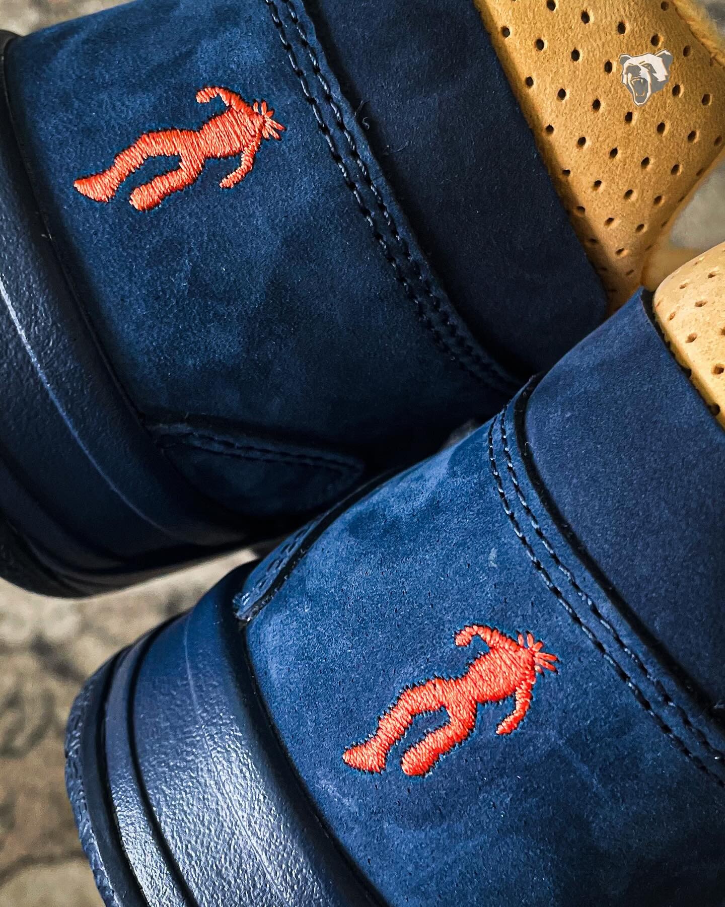 Travis Scott × JORDAN JUMPMAN JACK “Navy/Yellow” が公開