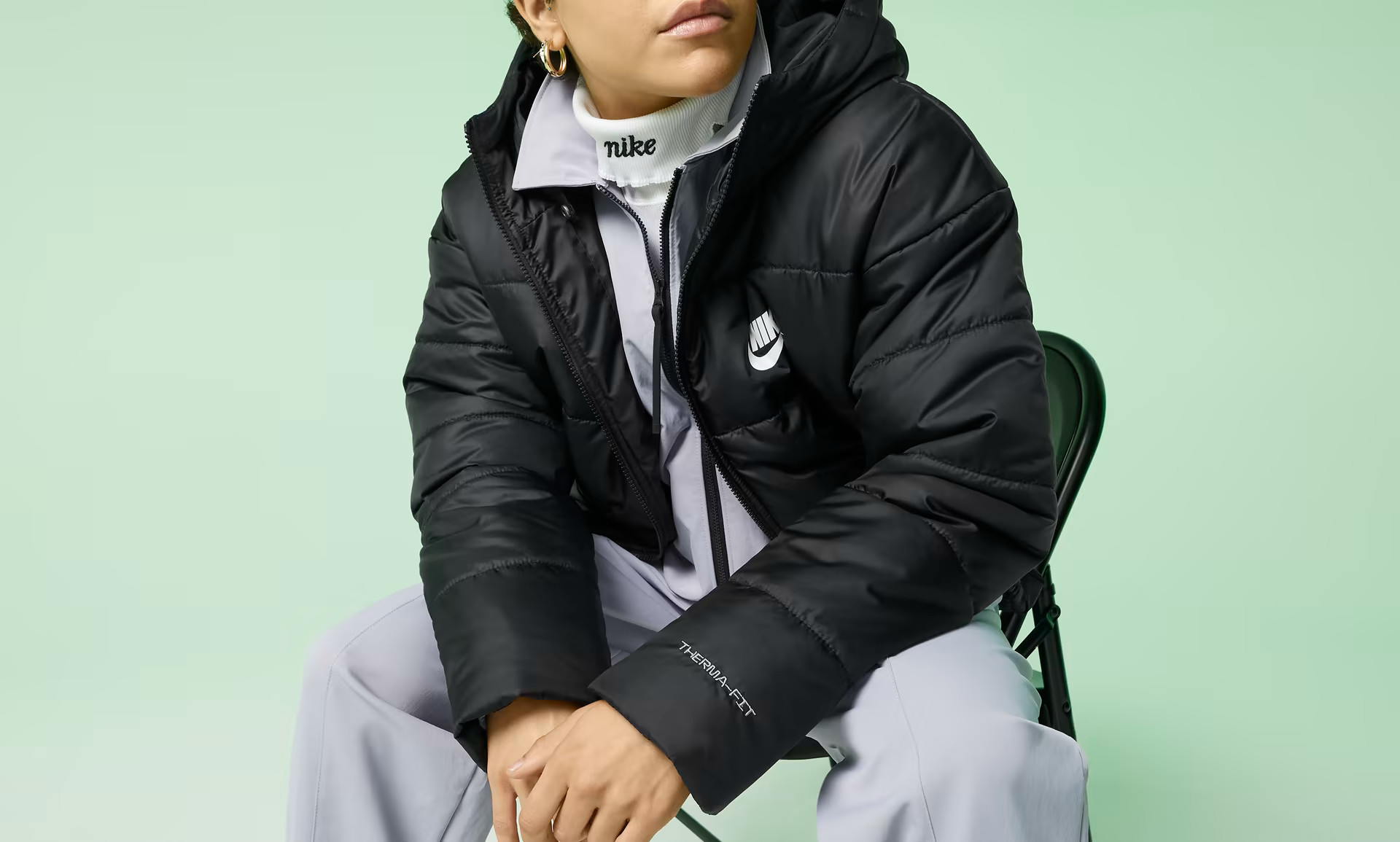 NIKE の Therma-FIT Rpl Classic Hoodie Jacket が特別価格で発売