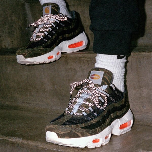 Carharte WIP × NIKE の AIR MAX 95 "Black/Sail/Total Orange" が発売