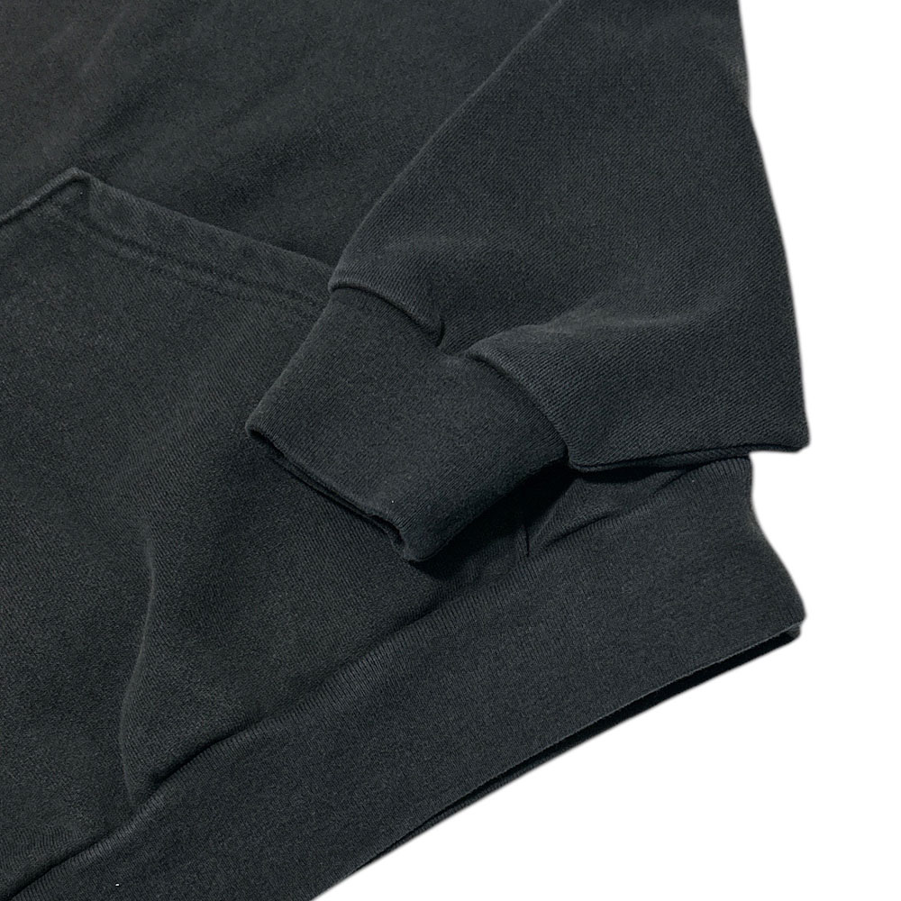 Travis Scott × Fox Racing のコラボ Hoodie が発売