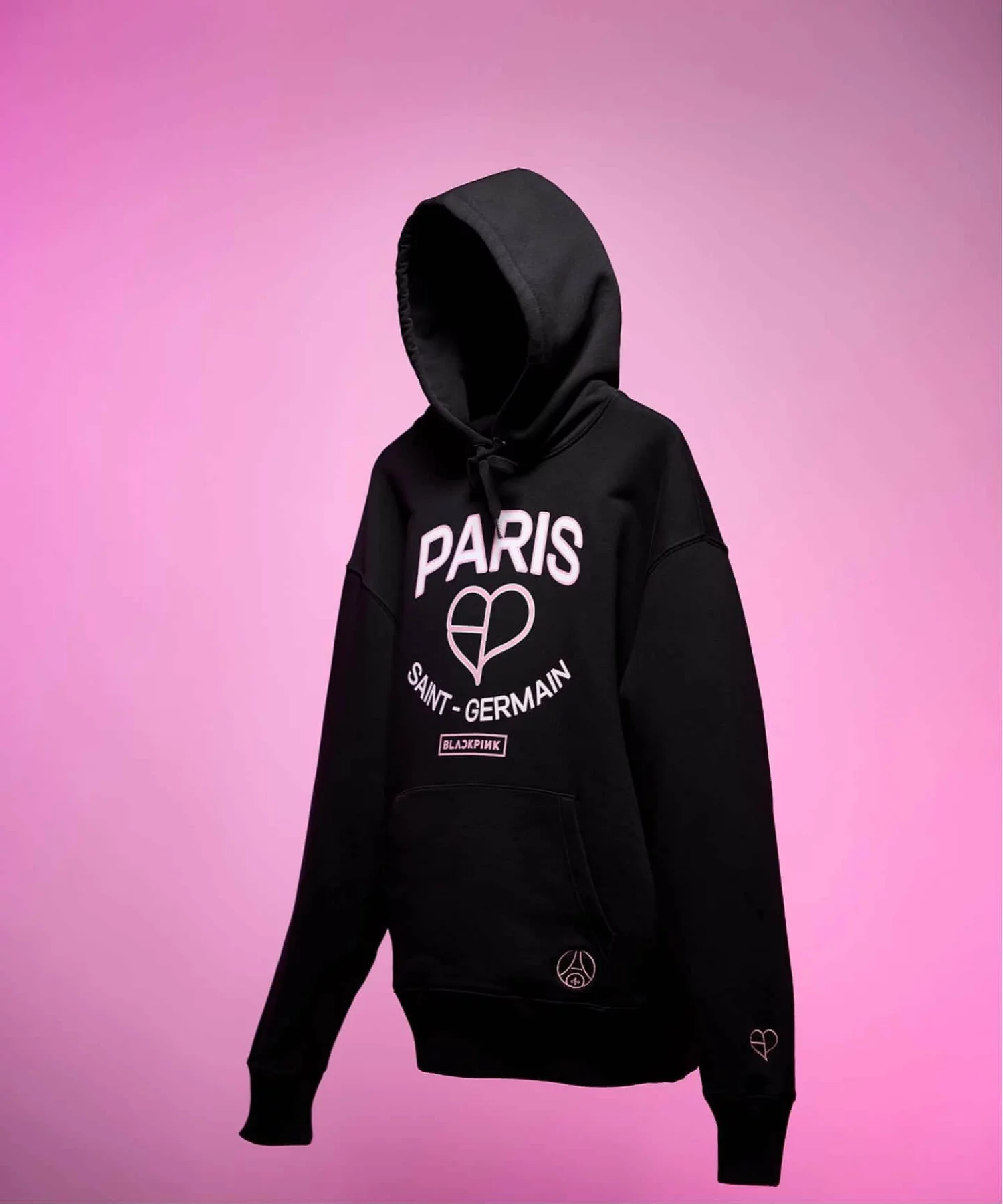 PARIS SAINT-GERMAIN × BLACKPINK の限定カプセルコレクション “Blackpink In Your Area” が発売