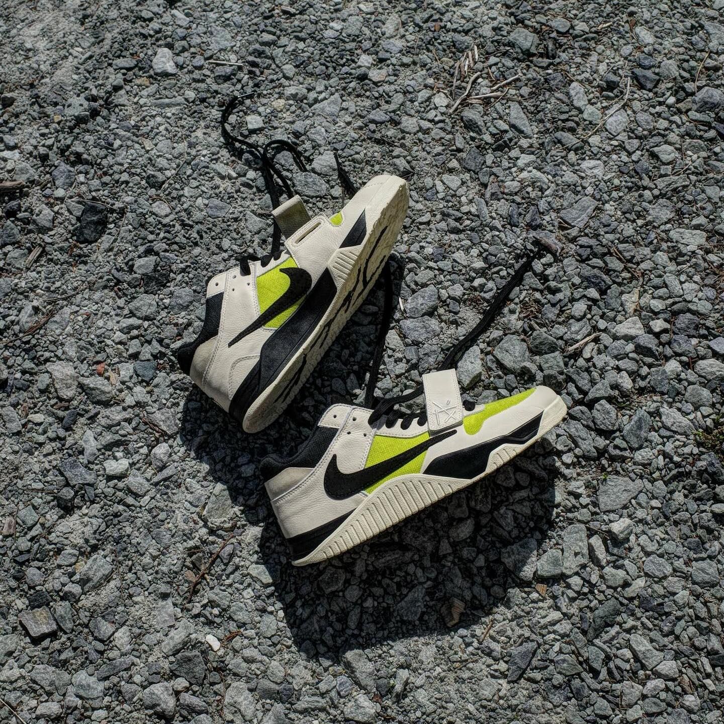Travis Scott × NIKE の JORDAN JUMPMAN JACK TR “Bright Cactus” が発売