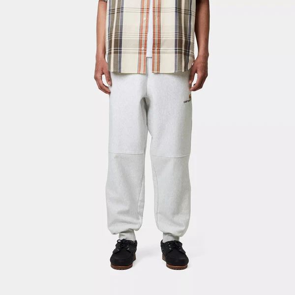 Carhartt WIP の American Script Jogging Pant が特別価格で発売