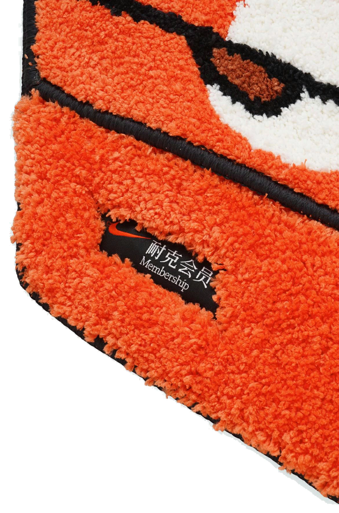 NIKE ORANGE SHOES BOX RUGMAT & NIKE JORDAN BOX RUGMAT が発売