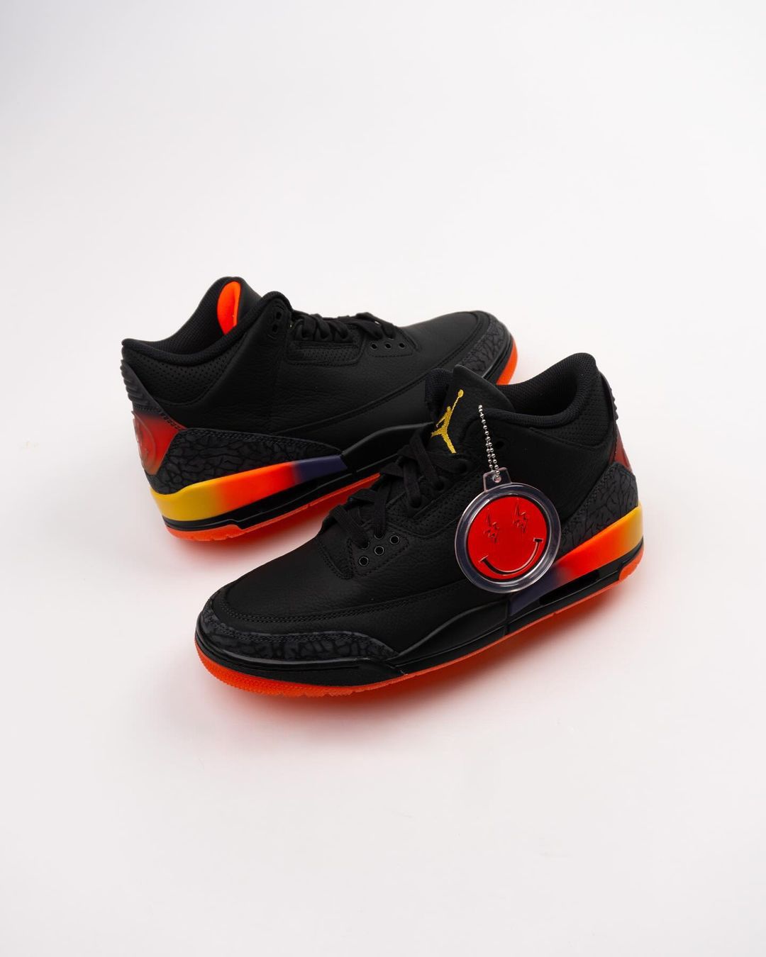 J.Balvin × NIKE の AIR JORDAN 3 RETRO SP “Rio" が発売