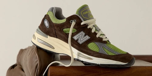KITH × New Balance × Daniëlle Cathari の 991v2 "Reverse Matcha" が10月31日(金)発売