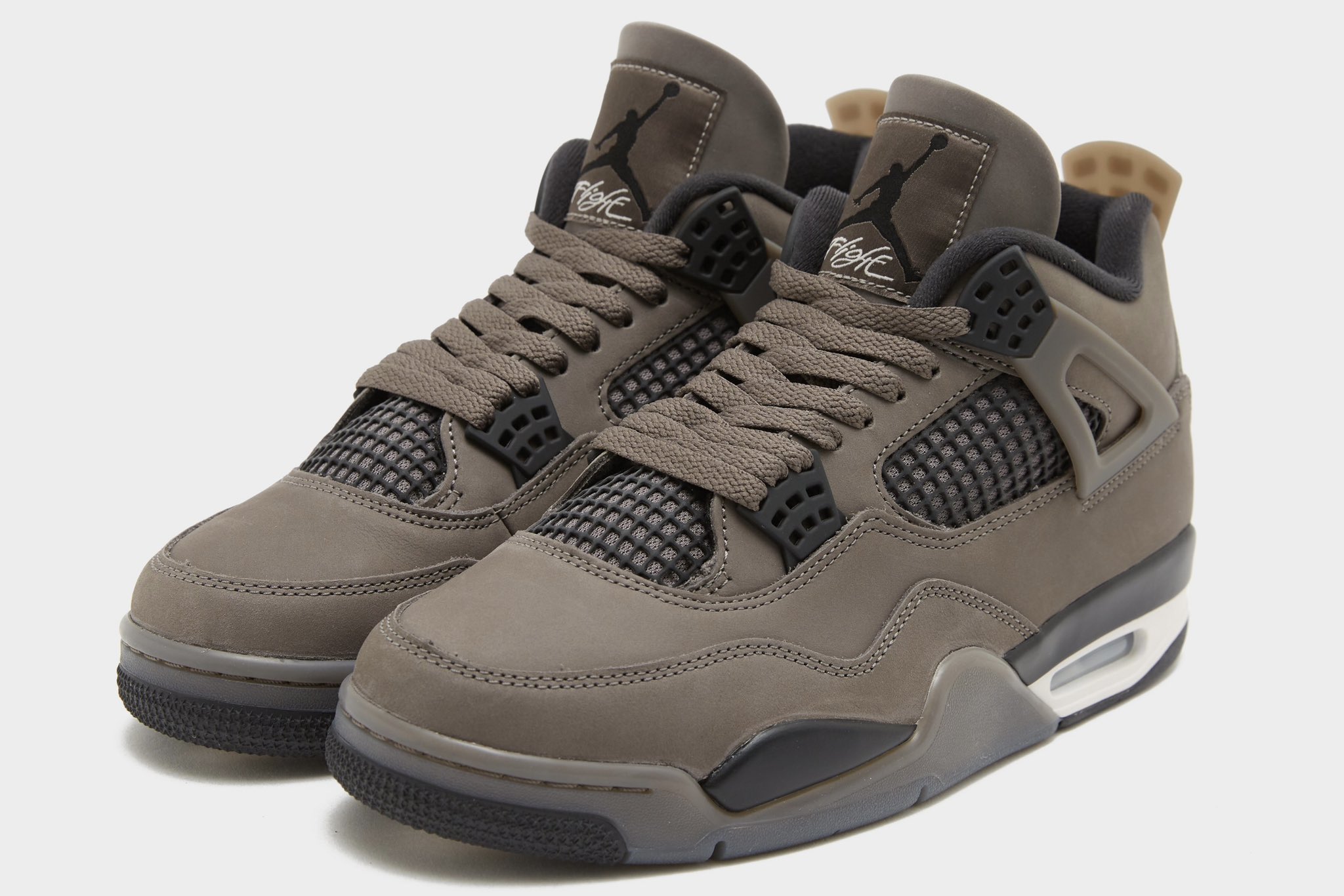 NIKE AIR JORDAN 4 RETRO “Cave Stone” が発売