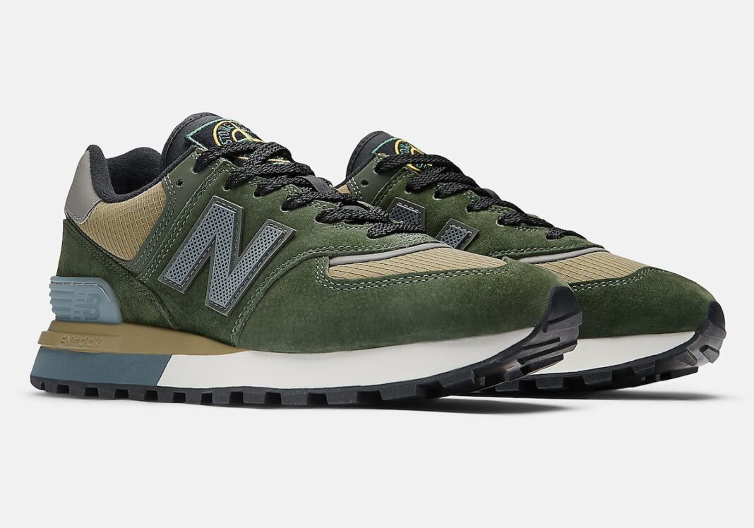 Stone Island × New Balance の 574 Legacy “Dark Green” が発売