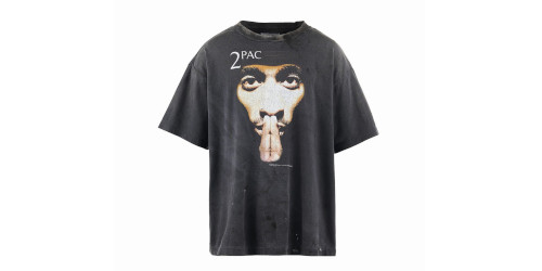SAINT Mxxxxxx と 2Pac のコラボTシャツが発売