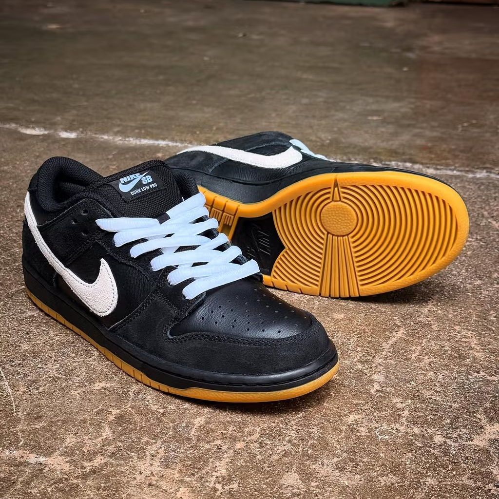 NIKE SB DUNK LOW "Black/White" が発売
