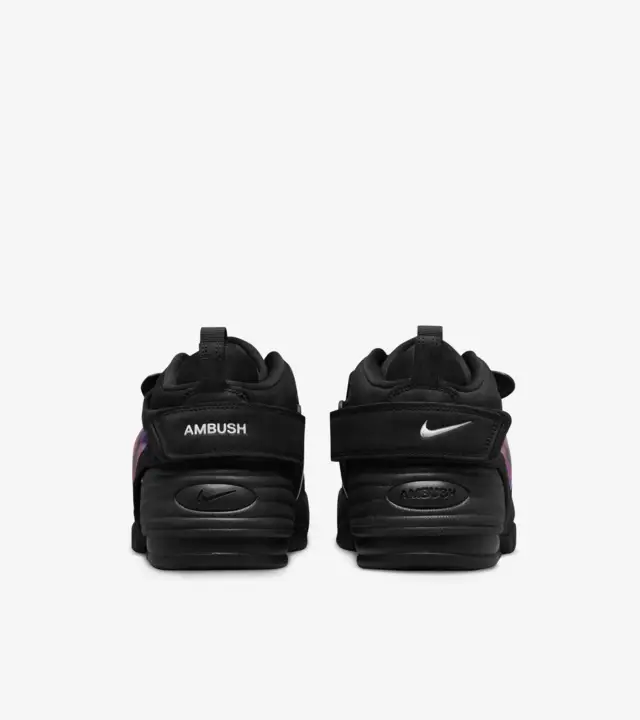 AMBUSH® × NIKE の AIR ADJUST FORCE “Black/Psychic Purple” が発売