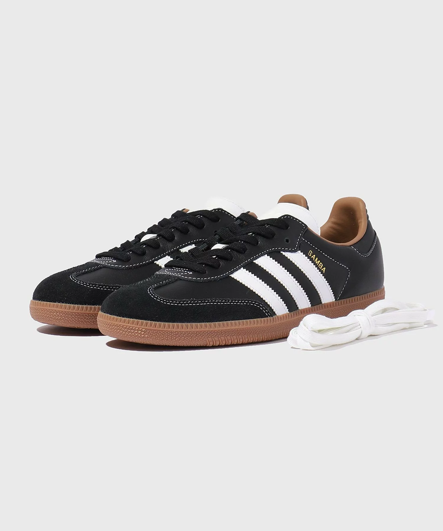 ADAM ET ROPÉ × adidas Originals による SAMBA OG “Black” の先行予約が開始