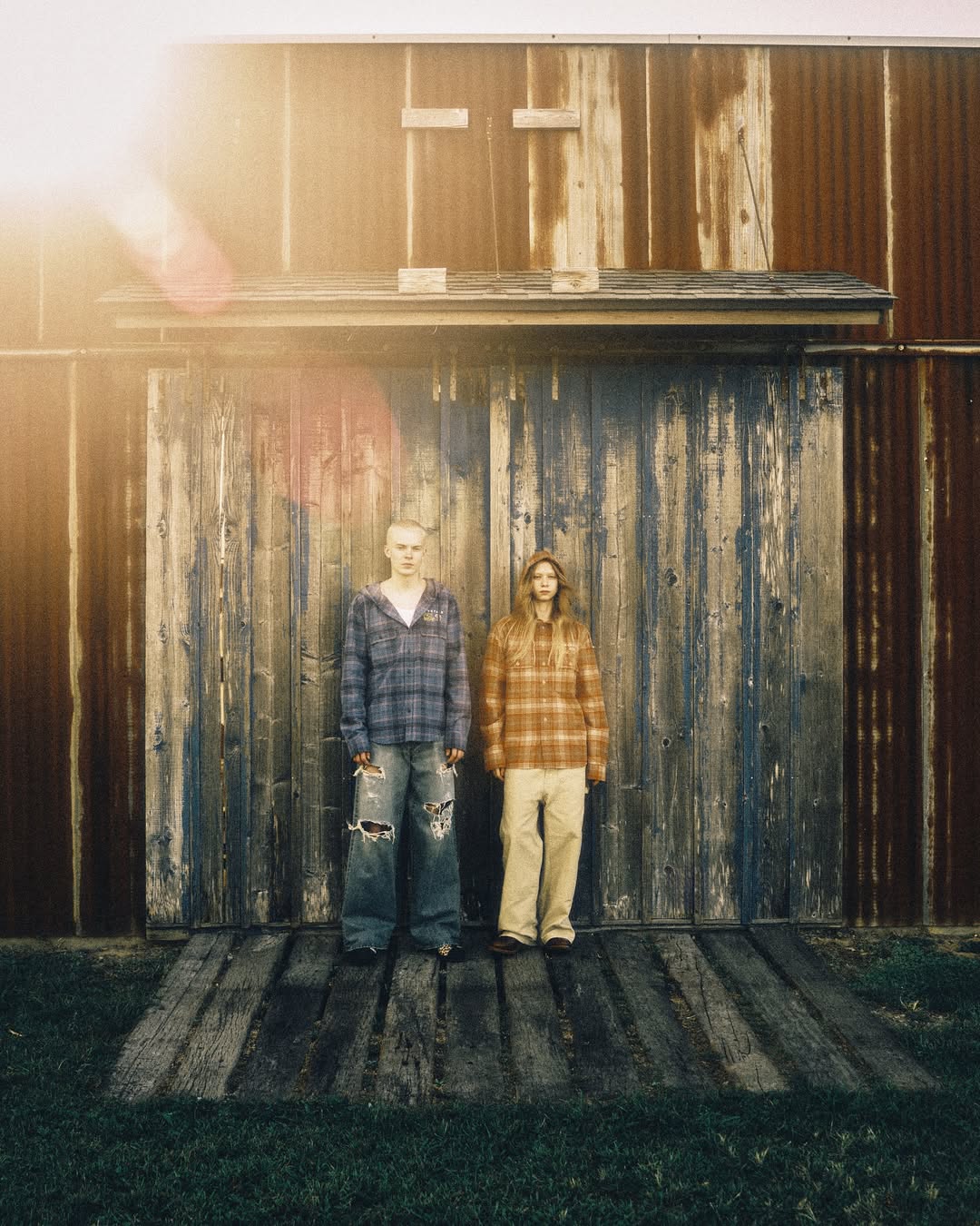 BEAMS × MOUNTAIN HARDWEAR の Hood Shirt が10月23日(木)発売