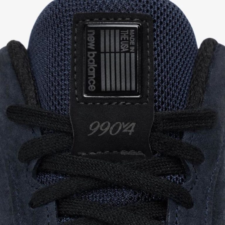 JJJJound × New Balance の 990v4 “Navy” が発売
