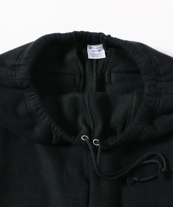 BEAMS × Champion の Fleece Wide Pants が発売