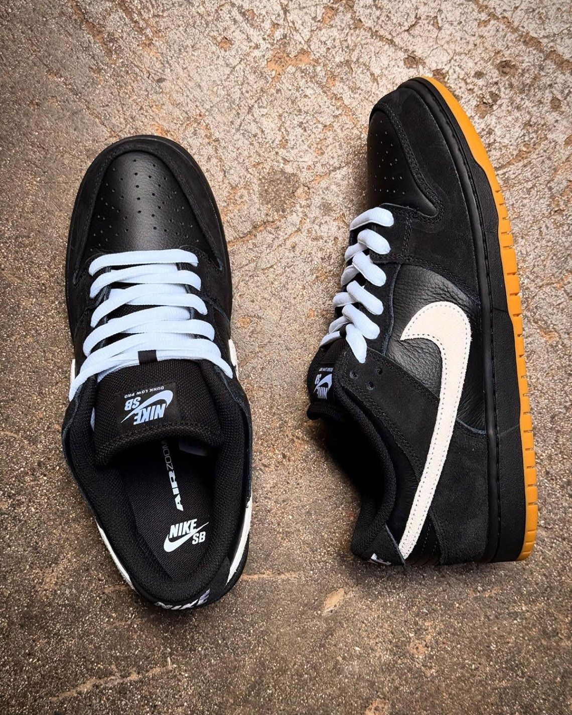 NIKE SB DUNK LOW "Black/White" が発売