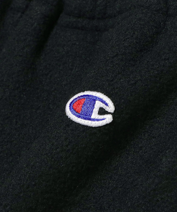 BEAMS × Champion の Fleece Wide Pants が発売