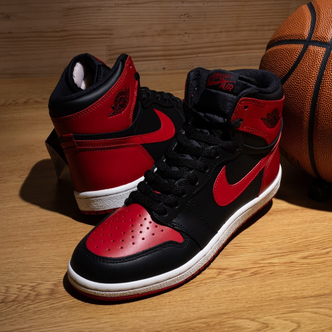 NIKE AIR JORDAN 1 HIGH ’85 “Bred” が発売