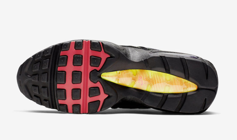 NIKE AIR MAX 95 WOVEN “Black/Volt” が発売