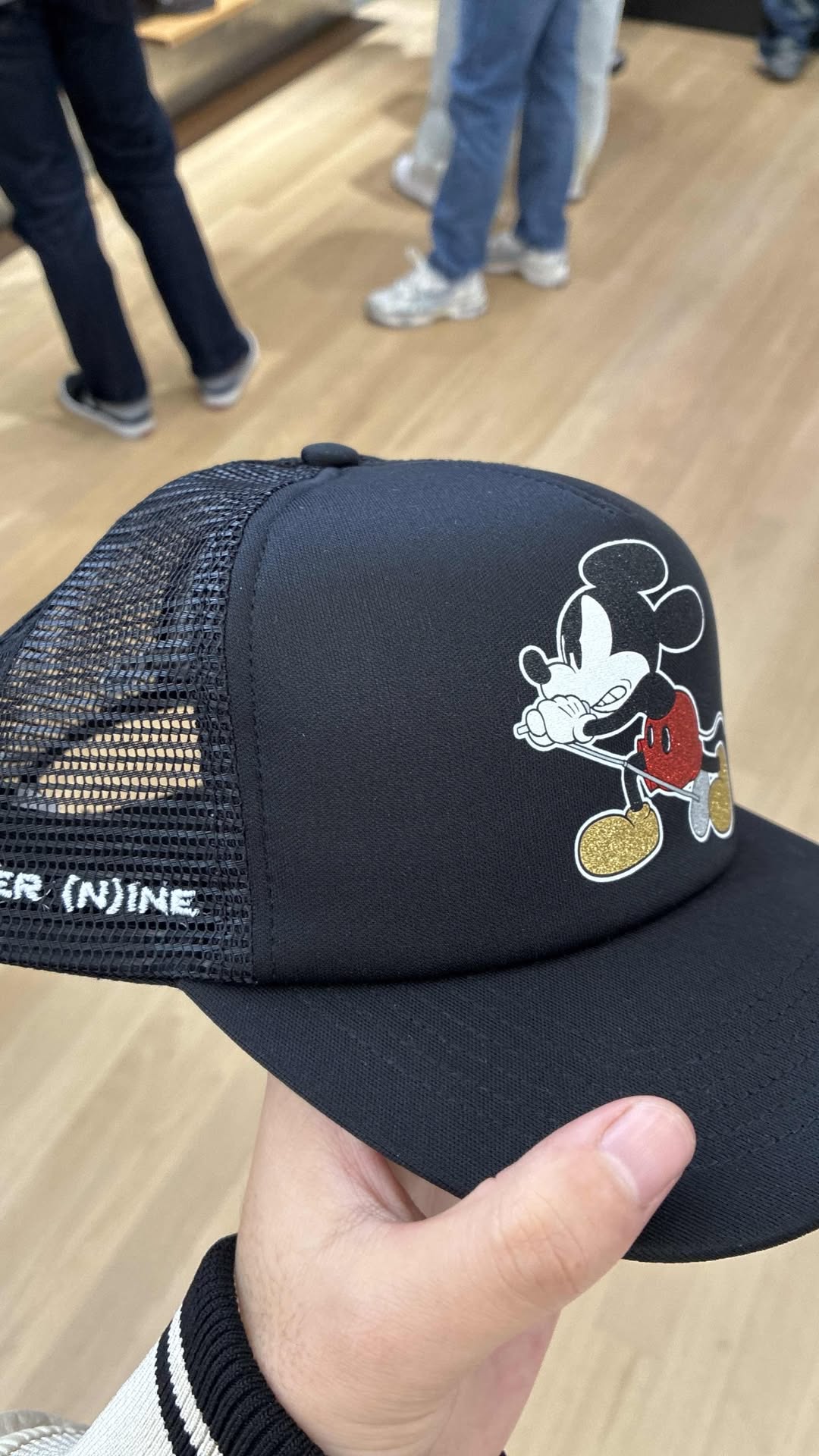 Supreme 2025年秋冬コレクション WEEK8 の海外スナップが公開