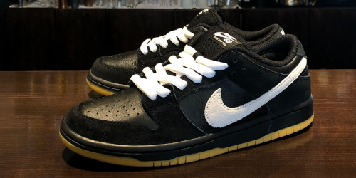 NIKE SB DUNK LOW "Black/White" が発売