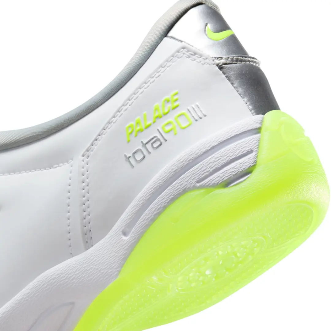 PALACE × NIKE TOTAL 90 "Volt" が2025年後半に発売予定
