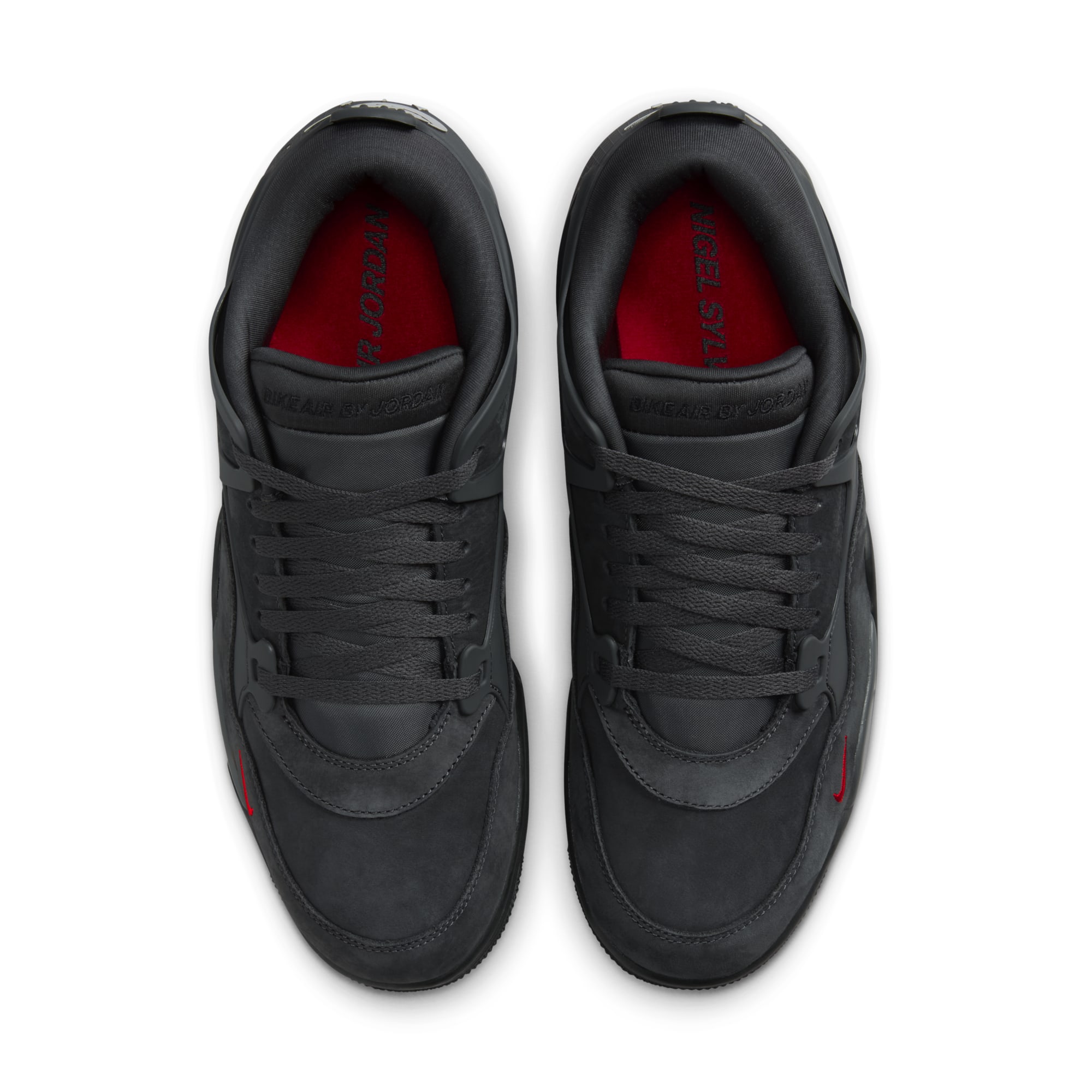 Nigel Sylvester × NIKE の AIR JORDAN 4 RM SP "Driveway Grey" が発売