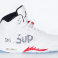 Supreme x NIKE の AIR JORDAN 5 “White” が発売