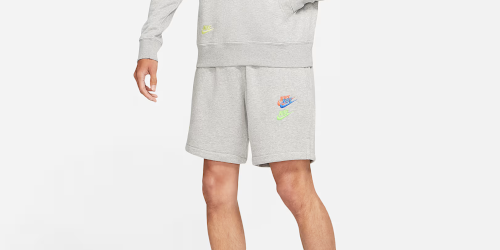 NIKE Sportwear ESSENTIAL+ French Terry Shorts の期間限定 50%OFF セールが開催