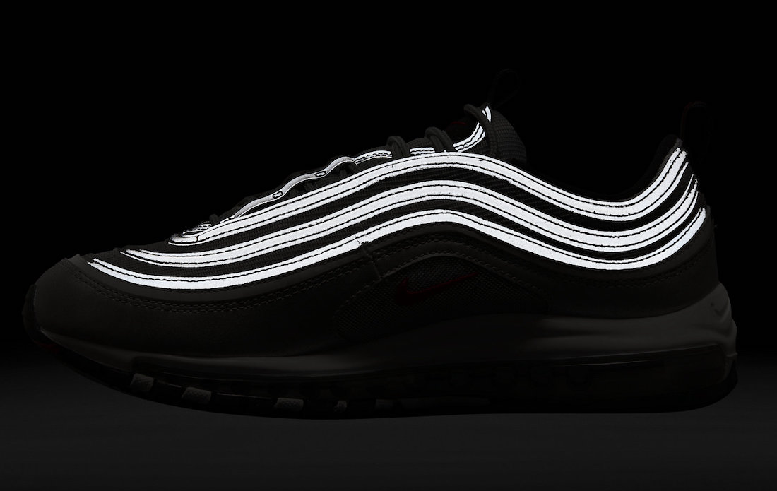 NIKE AIR MAX 97 OG “Silver Bullet” が発売
