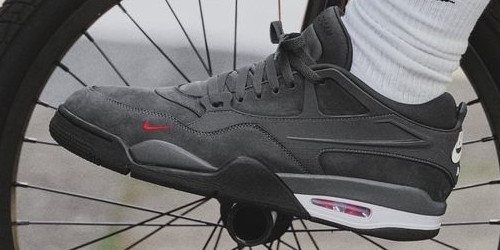 Nigel Sylvester × NIKE の AIR JORDAN 4 RM SP "Driveway Grey" が発売