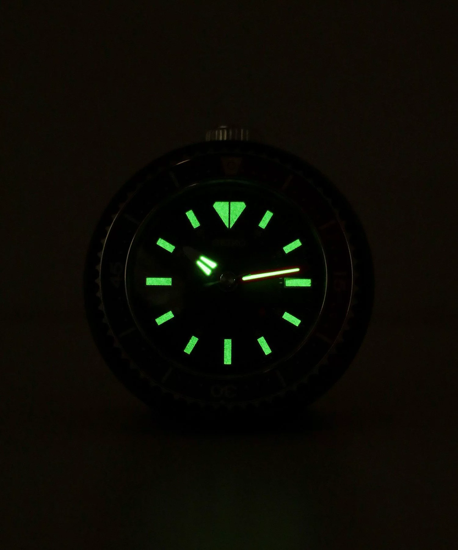 SEIKO for bPr BEAMS の 置き時計 TC208 が発売