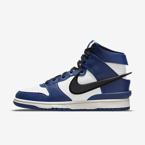 AMBUSH® × NIKE の DUNK HIGH “Deep Royal” が発売