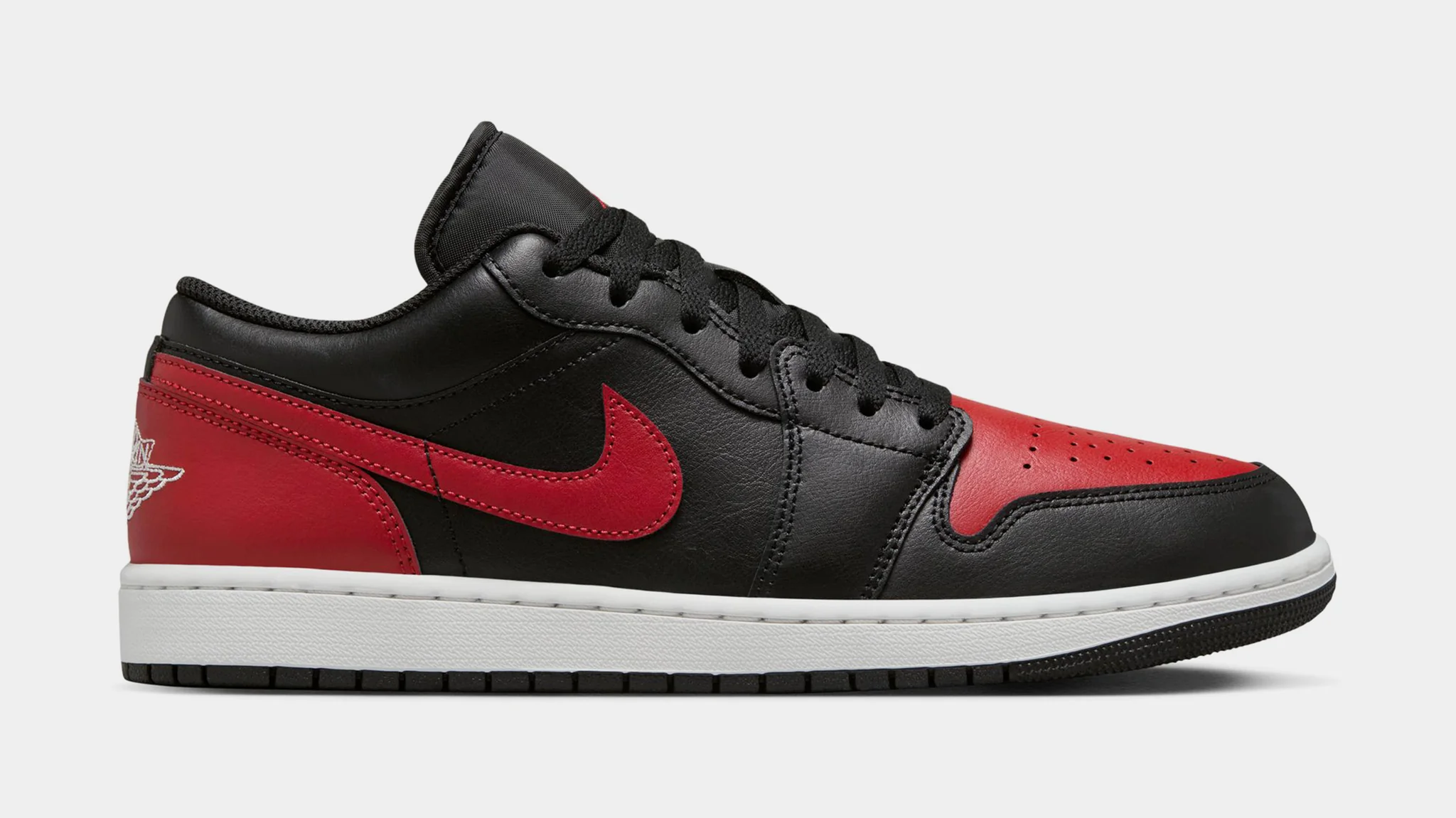 NIKE AIR JORDAN 1 LOW “Bred” が発売